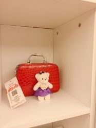 -爱莎扁平疣·汗管瘤·斑痣中心