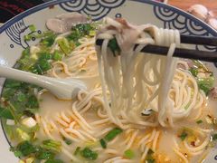 -头壹号  羊汤·饸饹面·大油条(嘉华店)