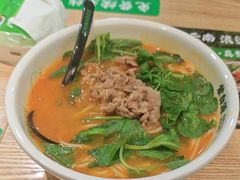 -蒙自源米线大王(东站店)