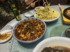 -老码头黑皮肘子锅包肉熏酱水饺(文政街店)