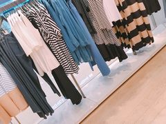 -COS(月星环球港店)