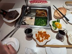 -海底捞火锅(凤凰广场店)