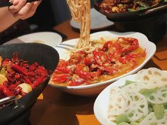 -二钳洞庭虾蟹·江湖菜(成都鹭岛店)