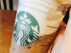 -星巴克臻选(上海长风大悦城店)