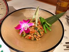 罗勒叶炒鸡肉碎-太食獸泰式茶餐厅(IFS国金中心店)