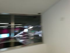 -荟聚西红门购物中心-停车场