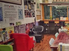 -武汉境自在書店