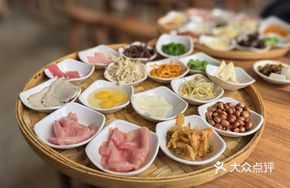 Two-Step Over the Bridge Rice Noodles