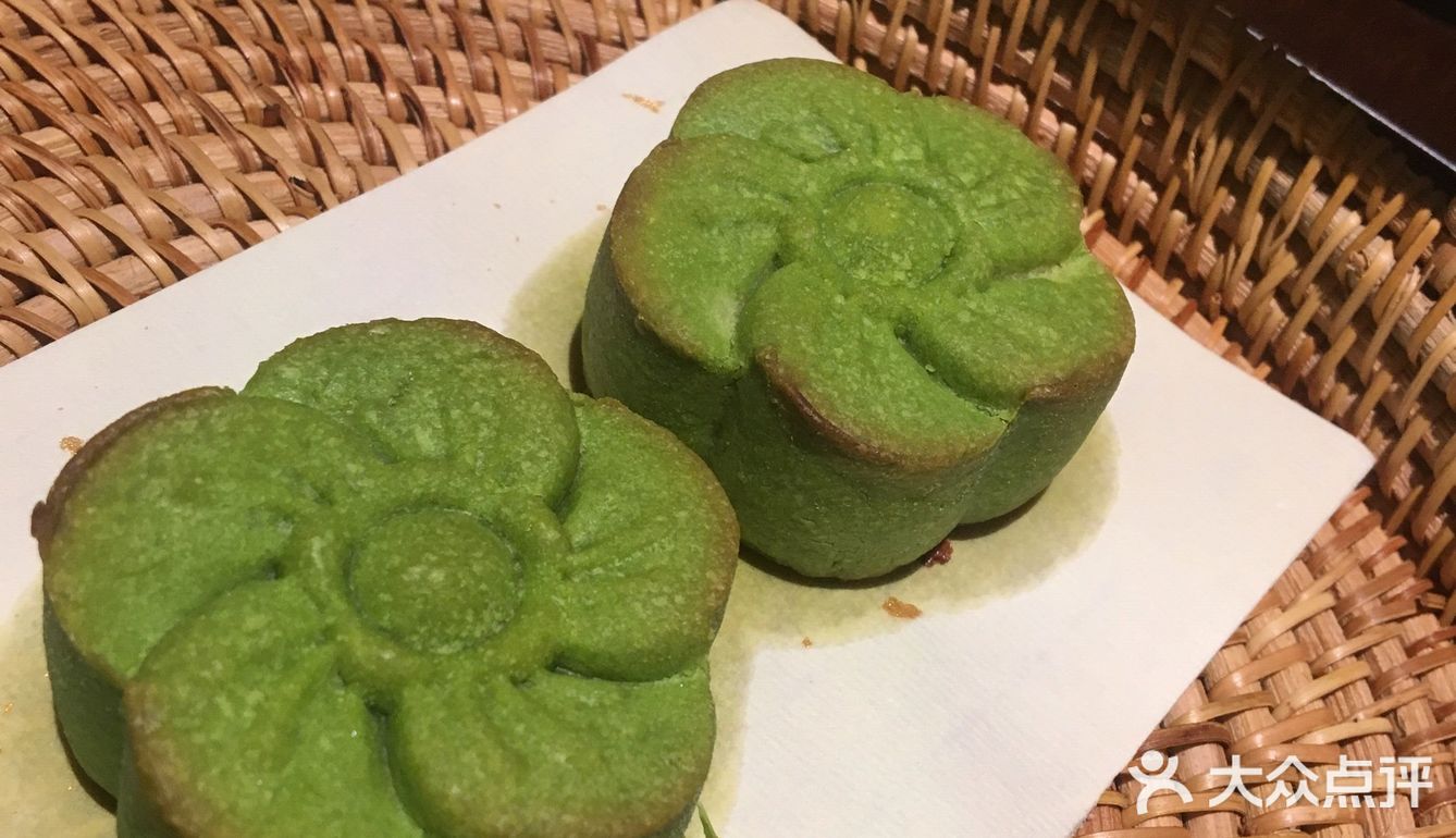 太疯狂点赞：抹茶奶黄酥，实在太好吃了