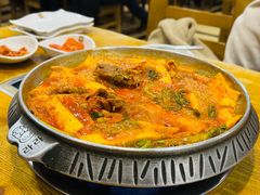 -喇喇排骨火锅·传统韩式脊骨汤(望京西园总店)