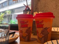 -必胜客(上海华谊新所店)