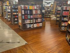 -纪伊国屋书店(Singapore Main Store)