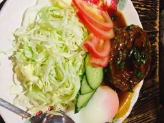 日式牛肉汉堡定食-平成屋·午肴夜酒(四川北路店)
