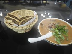 -方中山胡辣汤(西安高新区店)