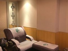 -汤泉良子.足疗按摩.SPA(中关村店)