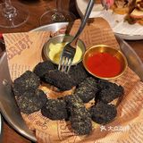 在深圳 好喜欢这种氛围感bistro 🥂