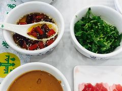 -常赢三兄弟·清真涮肉·清真炒菜(朝阳新城店)
