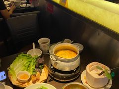 -大头虾越式风味餐厅(光明广场店)