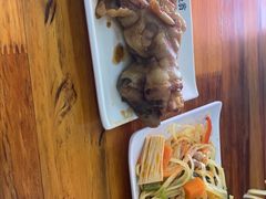 -泡桐树街