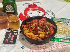 -李双猪·小龙虾·烧烤·羊肉煲(乐山店)