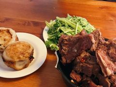 -宝瑞门钉肉饼店