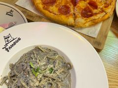 -Famous肥猫墨西哥音乐餐吧(五棵松华熙LIVE店)