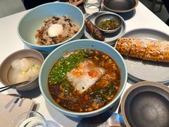 小锅米线-胡麻(静安嘉里店)