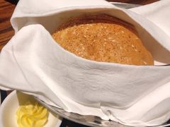 -食间牛排(重庆路万达店)