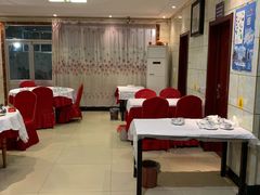 -宾朋海鲜特色美食餐厅·纯手工鲅鱼水饺(兴海路店)