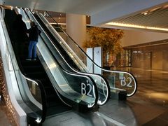 -龙湖虹桥天街-停车场