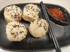 -小杨生煎(金山百联购物中心3楼店)