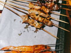 -喝丢一只鞋海鲜烧烤·海肠捞饭(东关街店)