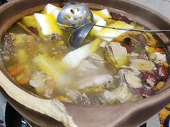 -威邵鸡煲(西华路总店)