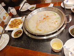 -老来福·非遗酸汤兔(凯旋路店)