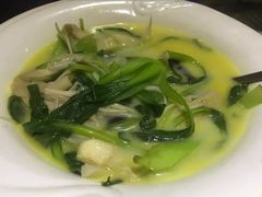 -眷江南之小蓝鲸(王府大街店)