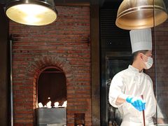 -新荣记(BFC外滩金融中心店)