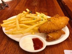 -玛格萝妮比萨屋(四平店)
