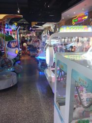 -卡通尼乐园(上海万象城店)