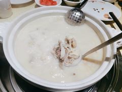 -煲大王猪肚鸡·椰子鸡火锅(红谷滩万达店)