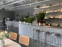-洪小鹏生活美学馆(领SHOW天地店)
