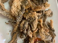 炸鲮鱼皮-针姨
