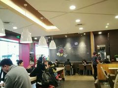 大堂-肯德基(沈阳机场T3店)