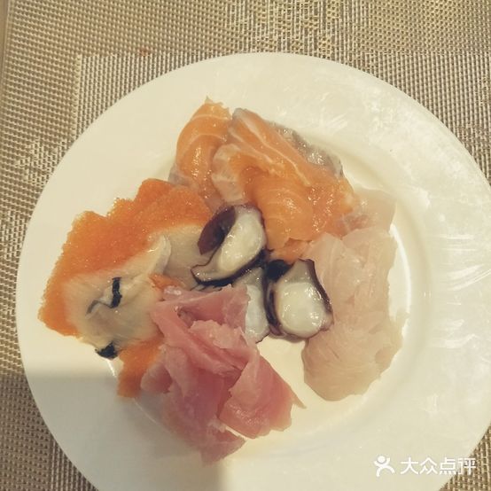 君澜水云间自助餐厅