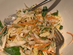 清脆卷心菜鸡肉沙拉-Ginger(兴国路店)