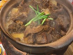 -阿润打边炉·鲜切鸡煲(华漕店)