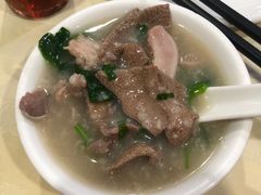 -标记美食新鲜猪杂(兴南大道店)