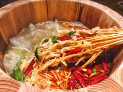 涮毛肚-聚串门儿·东北烧烤(信义坊店)