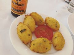 炸马介休球-沙利文餐厅(南湾街店)