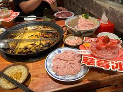 -周小明火锅(黑金冠社区店)