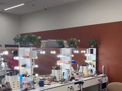 -HIMO海马体照相馆(上海华润CP静安店)